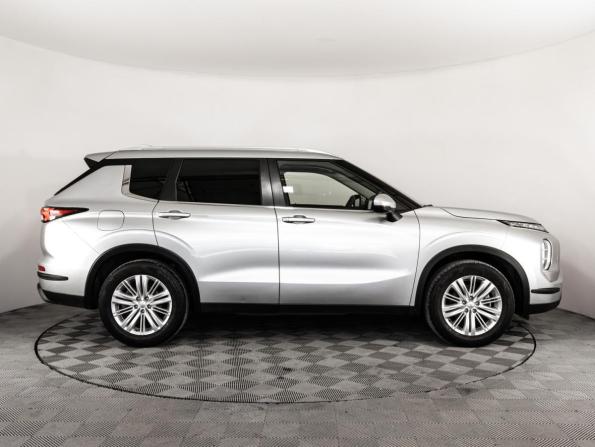 Mitsubishi Outlander IV с пробегом 2022 года, цена 3 160 000 рублей, 67904 км, внедорожник, Автокод Объявления