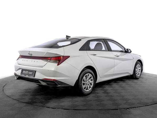 Hyundai Elantra VII (CN7) с пробегом 2022 года, цена 2 010 000 рублей, 69901 км, седан, Автокод Объявления