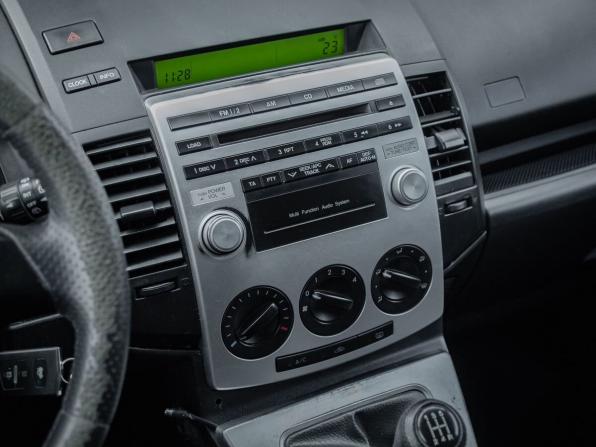 Mazda 5 I (CR) с пробегом 2006 года, цена 400 000 рублей, 304924 км, компактвэн, Автокод Объявления