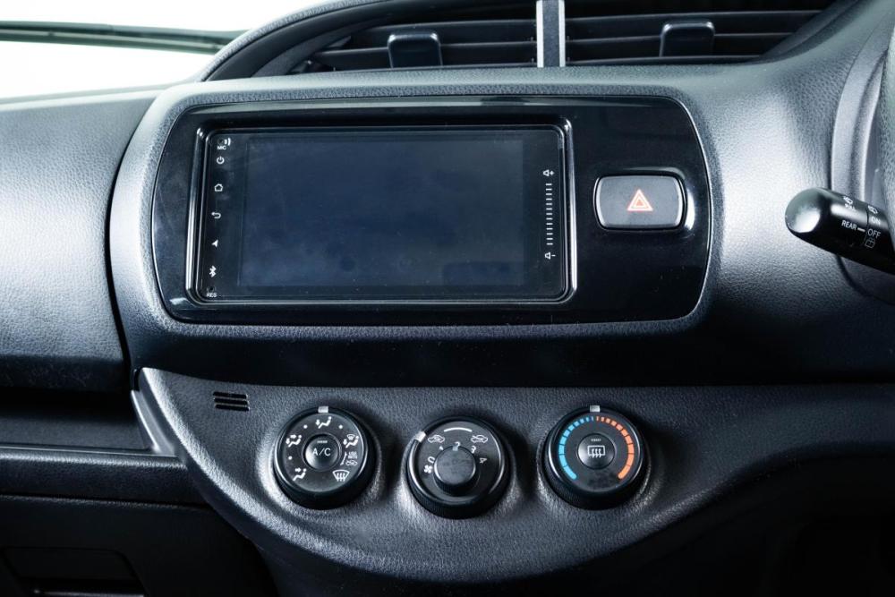 Toyota Vitz III (XP130) Рестайлинг 2 Пермь  - изображение 18