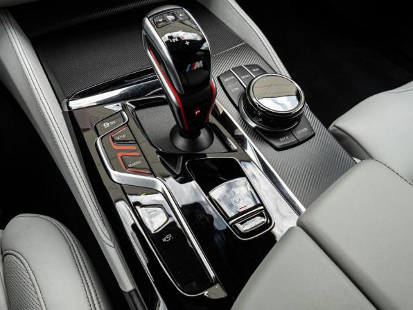 BMW M5 VI (F90) Рестайлинг с пробегом 2021 года, цена 13 080 000 рублей, 67016 км, седан, Автокод Объявления