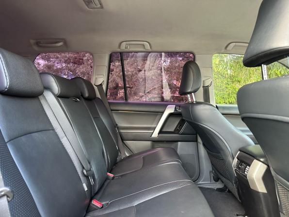 Toyota Land Cruiser Prado 150 Series с пробегом 2013 года, цена 2 650 000 рублей, 261651 км, внедорожник, Автокод Объявления