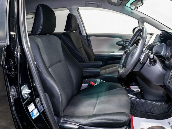 Toyota Wish II с пробегом 2012 года, цена 1 295 000 рублей, 153400 км, минивэн, Автокод Объявления