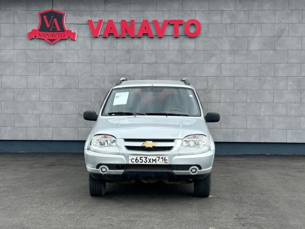 Chevrolet Niva I с пробегом 2004 года, цена 290 000 рублей, 195404 км, внедорожник, Автокод Объявления
