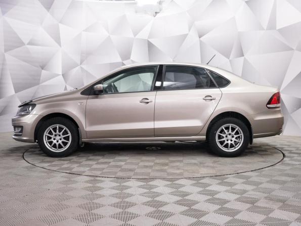 Volkswagen Polo V Рестайлинг с пробегом 2016 года, цена 970 000 рублей, 165112 км, седан, Автокод Объявления