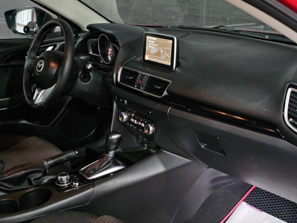 Mazda 3 III (BM) с пробегом 2014 года, цена 988 000 рублей, 178600 км, седан, Автокод Объявления