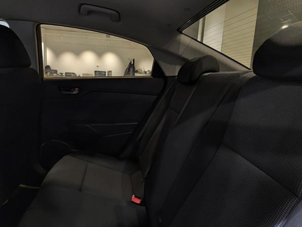 Hyundai Solaris II с пробегом 2019 года, цена 1 393 000 рублей, 120225 км, седан, Автокод Объявления