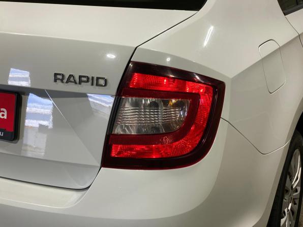 Skoda Rapid I Рестайлинг с пробегом 2019 года, цена 1 330 000 рублей, 128004 км, лифтбек, Автокод Объявления