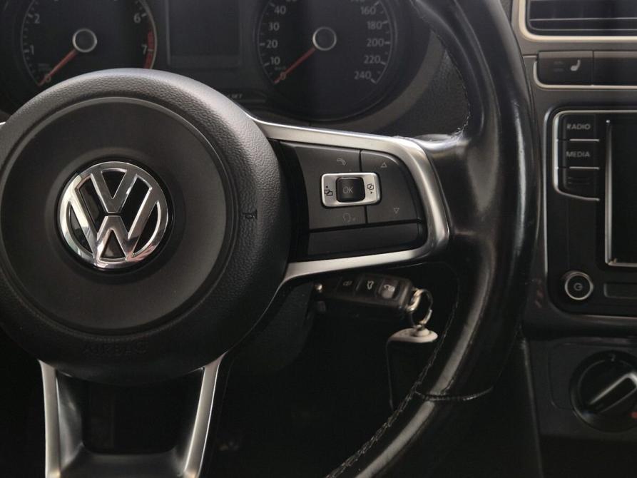 Volkswagen Polo V Рестайлинг Екатеринбург  - изображение 17