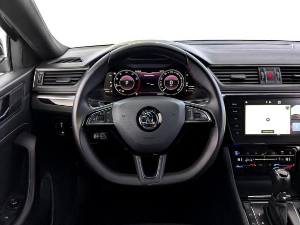 Skoda Superb III Рестайлинг с пробегом 2024 года, цена 3 420 000 рублей, 82225 км, лифтбек, Автокод Объявления