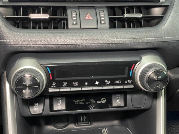 Toyota RAV4 V (XA50) с пробегом 2020 года, цена 3 895 000 рублей, 68638 км, внедорожник, Автокод Объявления