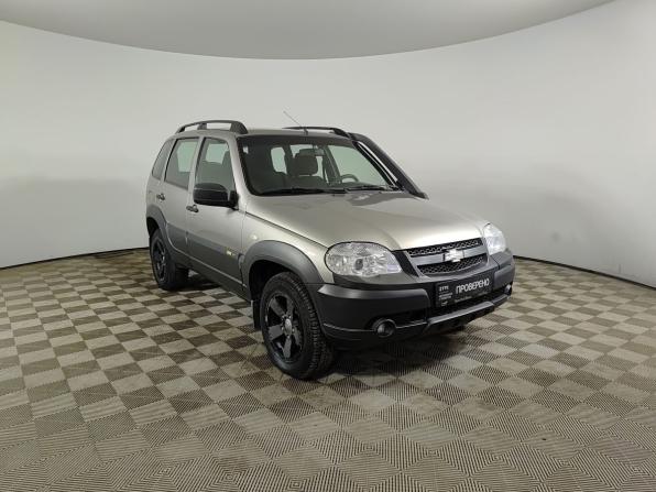 Chevrolet Niva I Рестайлинг с пробегом 2016 года, цена 710 000 рублей, 128116 км, внедорожник, Автокод Объявления