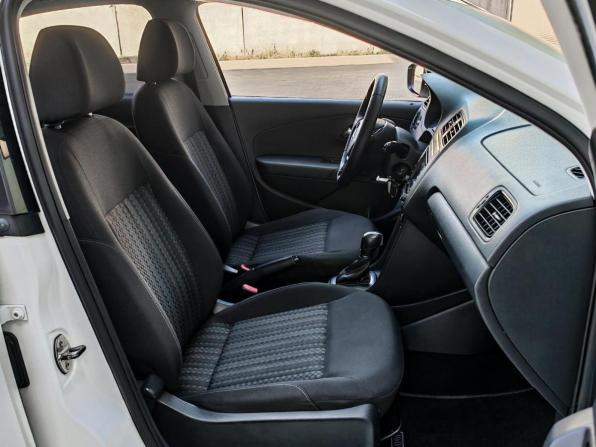 Volkswagen Polo V Рестайлинг с пробегом 2015 года, цена 1 090 000 рублей, 124448 км, седан, Автокод Объявления