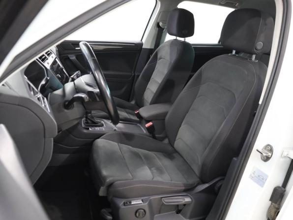 Volkswagen Tiguan II с пробегом 2019 года, цена 2 349 000 рублей, 144674 км, внедорожник, Автокод Объявления