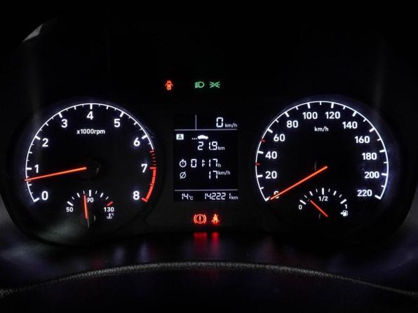 Hyundai Solaris II с пробегом 2019 года, цена 1 059 000 рублей, 142221 км, седан, Автокод Объявления