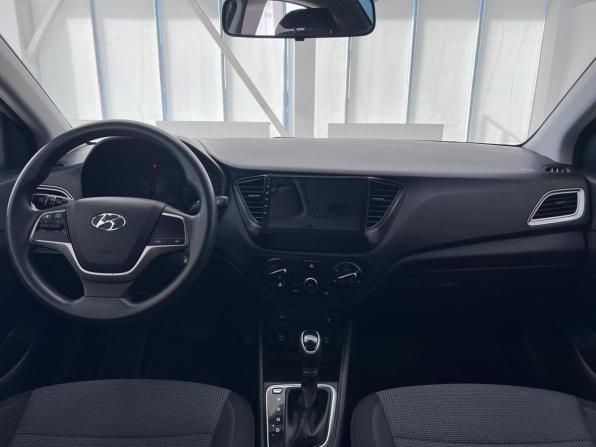 Hyundai Solaris II с пробегом 2020 года, цена 1 330 000 рублей, 150533 км, седан, Автокод Объявления
