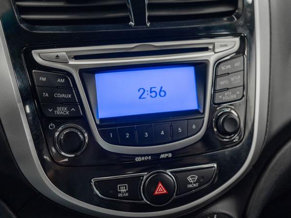 Hyundai Solaris I с пробегом 2012 года, цена 750 000 рублей, 147200 км, седан, Автокод Объявления