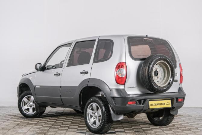 Chevrolet Niva I Рестайлинг с пробегом 2013 года, цена 479 000 рублей, 123000 км, внедорожник, Автокод Объявления
