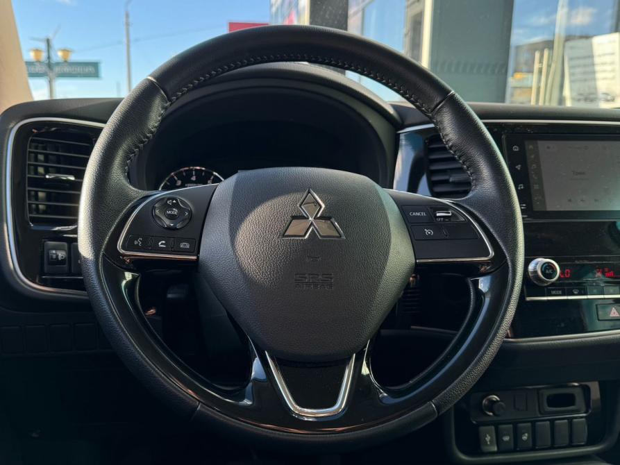 Mitsubishi Outlander III Рестайлинг 3 Архангельск  - изображение 11