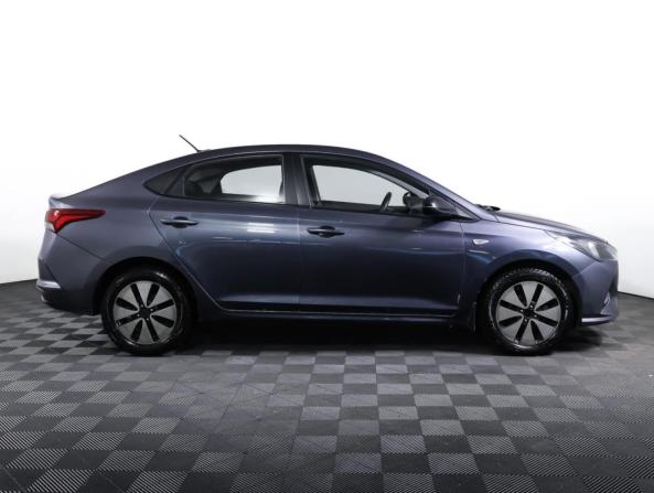 Hyundai Solaris II Рестайлинг с пробегом 2021 года, цена 885 000 рублей, 360000 км, седан, Автокод Объявления