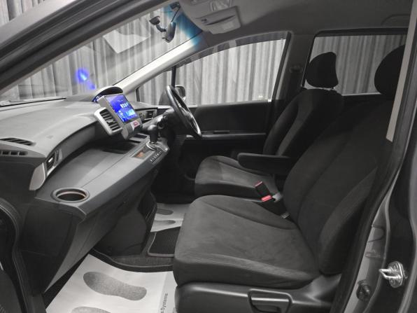 Honda Freed I с пробегом 2011 года, цена 899 000 рублей, 176000 км, компактвэн, Автокод Объявления