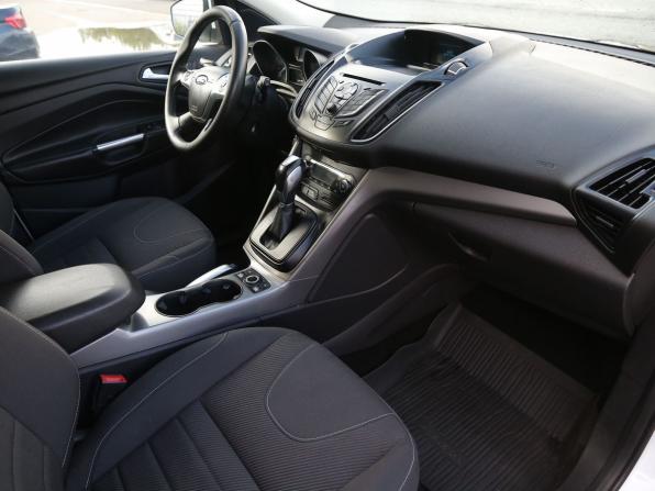 Ford Kuga II с пробегом 2014 года, цена 1 254 000 рублей, 210000 км, внедорожник, Автокод Объявления