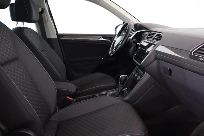 Volkswagen Tiguan II с пробегом 2018 года, цена 1 999 000 рублей, 211000 км, внедорожник, Автокод Объявления