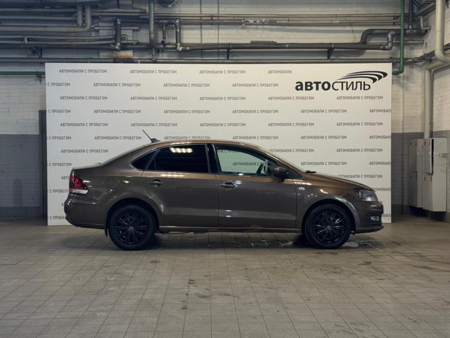 Volkswagen Polo V Рестайлинг Санкт-Петербург  - изображение 4