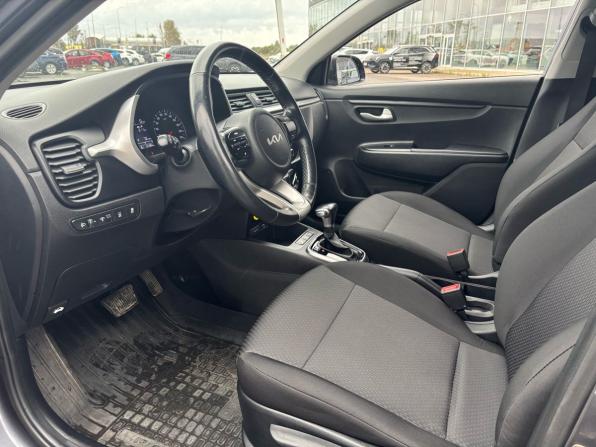 Kia Rio IV Рестайлинг с пробегом 2021 года, цена 1 425 000 рублей, 130000 км, седан, Автокод Объявления