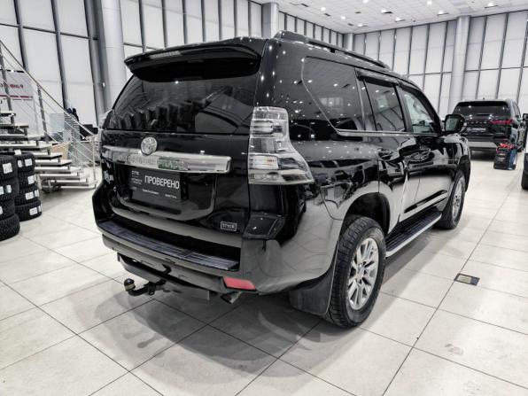 Toyota Land Cruiser Prado 150 Series Рестайлинг 1 с пробегом 2016 года, цена 3 830 000 рублей, 203142 км, внедорожник, Автокод Объявления