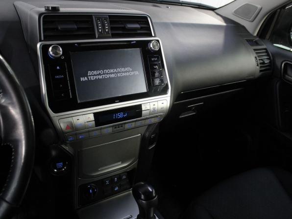 Toyota Land Cruiser Prado 150 Series Рестайлинг 2 с пробегом 2018 года, цена 4 580 000 рублей, 137000 км, внедорожник, Автокод Объявления