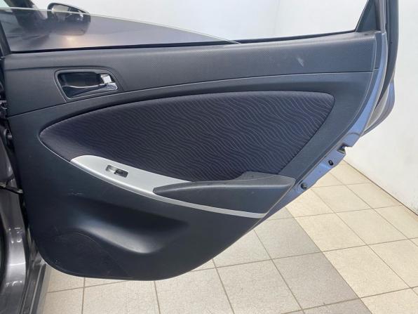 Hyundai Solaris I с пробегом 2011 года, цена 648 000 рублей, 184000 км, седан, Автокод Объявления