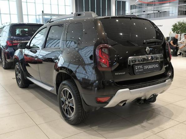Renault Duster I Рестайлинг с пробегом 2017 года, цена 930 000 рублей, 236525 км, внедорожник, Автокод Объявления