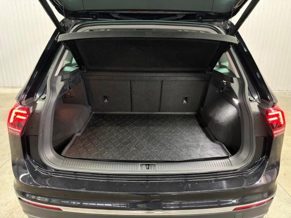 Volkswagen Tiguan II с пробегом 2017 года, цена 2 487 000 рублей, 136677 км, внедорожник, Автокод Объявления