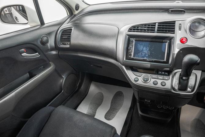 Honda Stream II с пробегом 2007 года, цена 999 000 рублей, 328000 км, компактвэн, Автокод Объявления