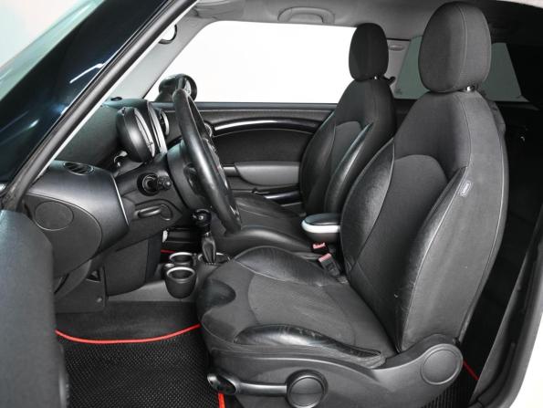 Mini Clubman I с пробегом 2009 года, цена 1 019 000 рублей, 204122 км, хэтчбек, Автокод Объявления