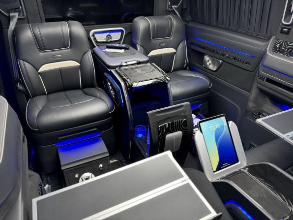 Mercedes-Benz V-Класс III (W447) Рестайлинг 2 с пробегом 2026 года, цена 42 700 000 рублей, 61 км, минивэн, Автокод Объявления