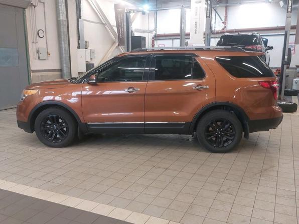 Ford Explorer V с пробегом 2015 года, цена 1 735 000 рублей, 156772 км, внедорожник, Автокод Объявления