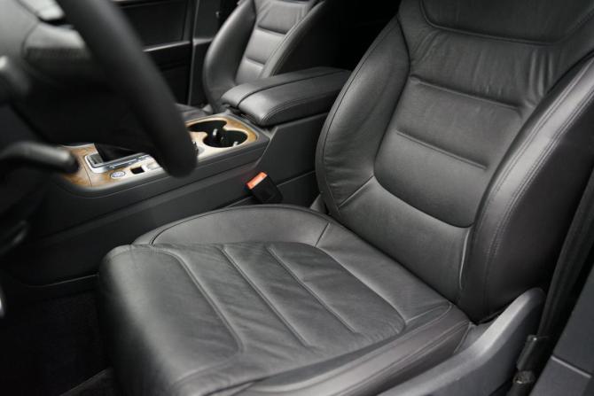 Volkswagen Touareg II Рестайлинг с пробегом 2016 года, цена 3 676 000 рублей, 127819 км, внедорожник, Автокод Объявления