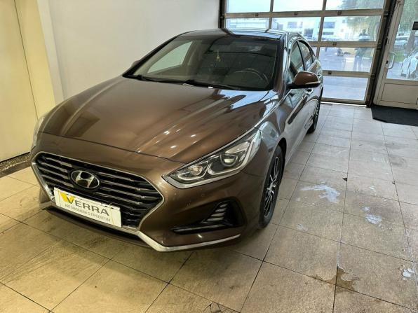 Hyundai Sonata VII (LF) Рестайлинг с пробегом 2018 года, цена 1 590 000 рублей, 153100 км, седан, Автокод Объявления