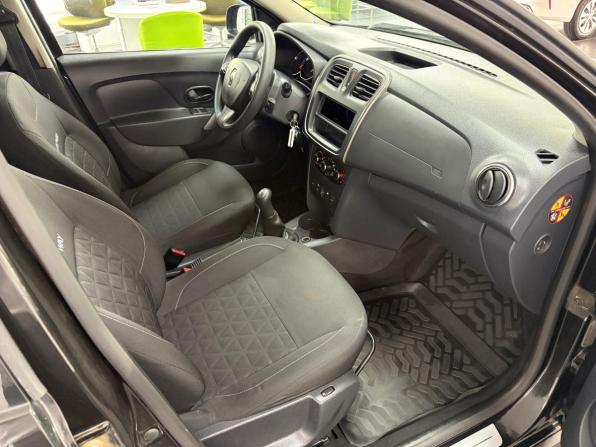 Renault Sandero II с пробегом 2015 года, цена 828 000 рублей, 156955 км, хэтчбек, Автокод Объявления