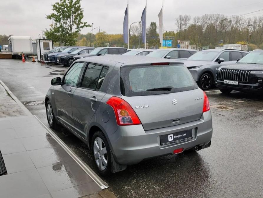 Suzuki Swift III Санкт-Петербург  - изображение 9