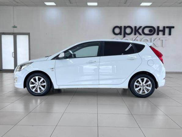 Hyundai Solaris I Рестайлинг с пробегом 2015 года, цена 1 080 000 рублей, 97970 км, хэтчбек, Автокод Объявления