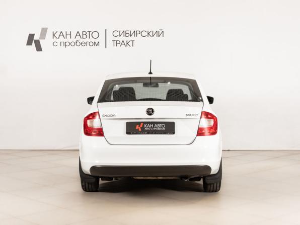 Skoda Rapid I с пробегом 2016 года, цена 1 072 400 рублей, 215377 км, лифтбек, Автокод Объявления