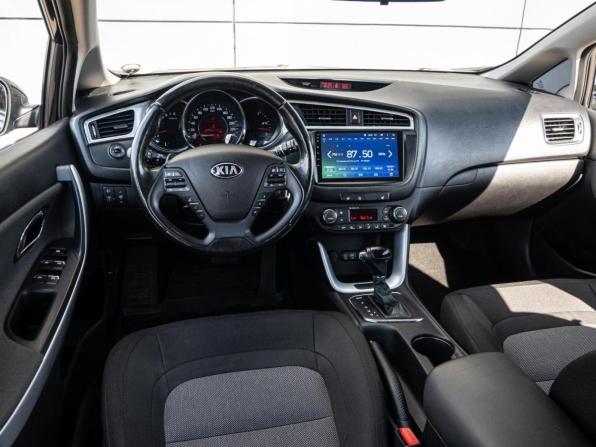 Kia Ceed II Рестайлинг с пробегом 2016 года, цена 1 370 000 рублей, 116043 км, универсал, Автокод Объявления