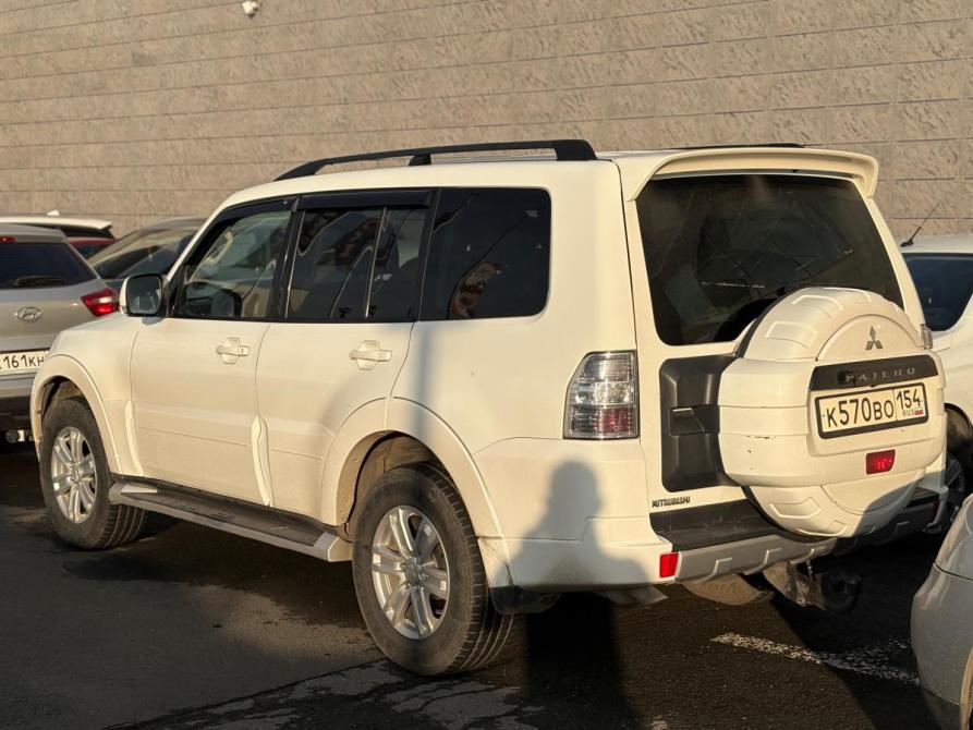Mitsubishi Pajero IV Рестайлинг 1 Кемерово  - изображение 2