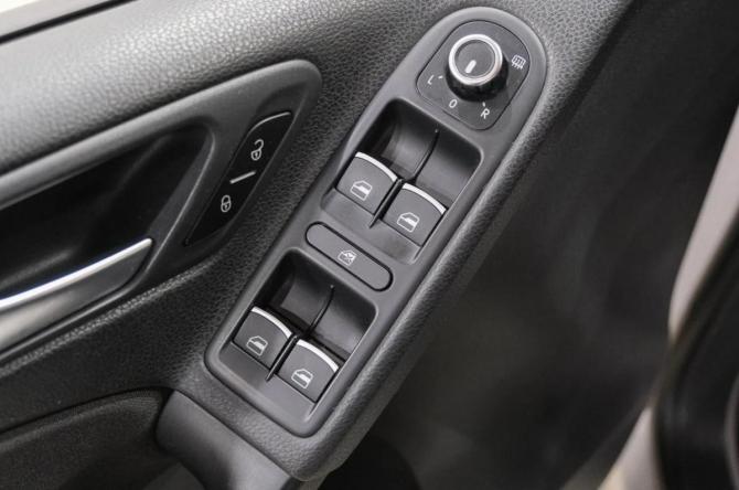 Volkswagen Golf GTI VI с пробегом 2012 года, цена 1 399 000 рублей, 195500 км, хэтчбек, Автокод Объявления