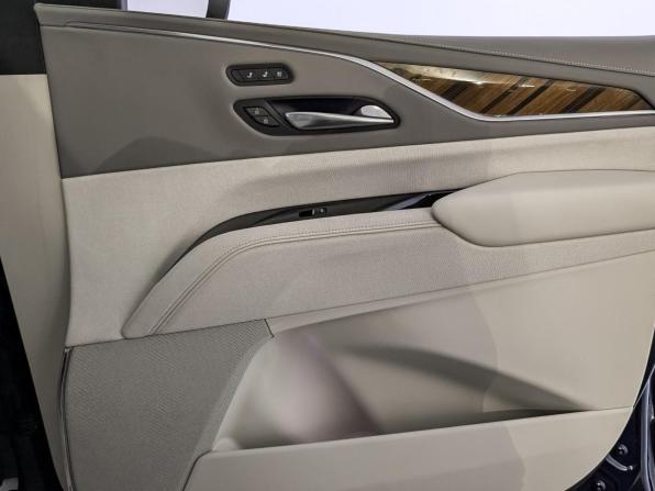 Cadillac Escalade V с пробегом 2021 года, цена 8 820 000 рублей, 94947 км, внедорожник, Автокод Объявления