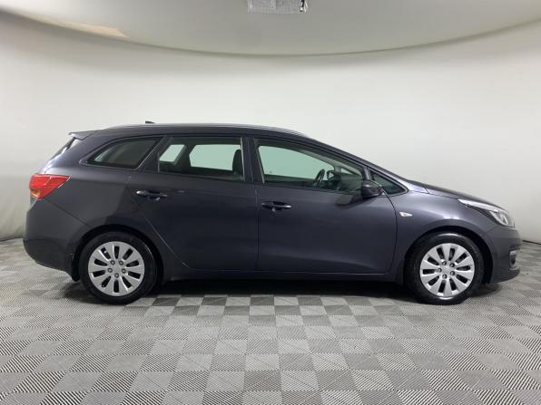 Kia Ceed II Рестайлинг с пробегом 2017 года, цена 1 430 000 рублей, 98838 км, универсал, Автокод Объявления