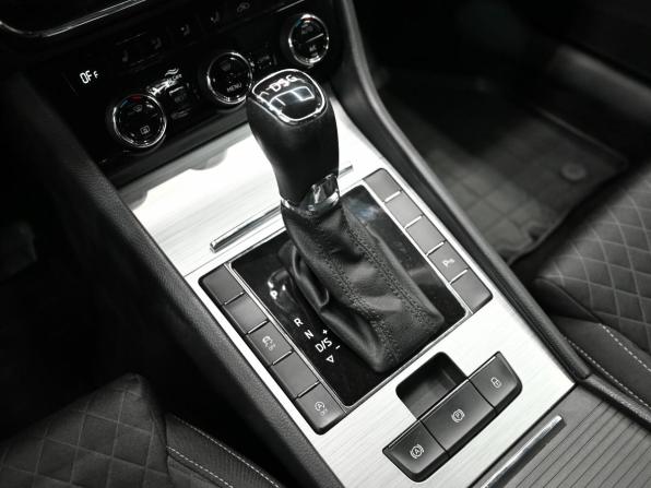 Skoda Superb III Рестайлинг с пробегом 2019 года, цена 2 900 000 рублей, 91607 км, лифтбек, Автокод Объявления